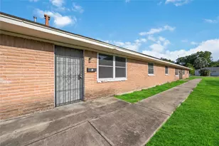 5110 Wilmington St, Houston, TX 77033 - Photo 17