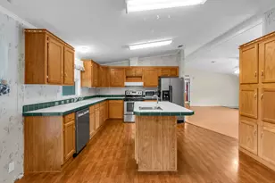 23419 Quiet Hollow Rd, Montgomery, TX 77356 - Photo 9