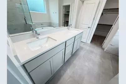 6049 Cebra St, Houston, TX 77091 - Photo 17