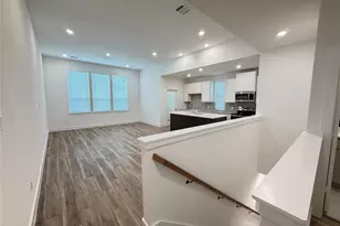 6049 Cebra St, Houston, TX 77091 - Photo 5