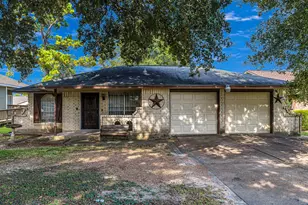11115 BurningBush Ln, Houston, TX 77016 - Photo 1