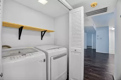 8527 Hearth Drive #32, Houston, TX 77054 - Photo 17