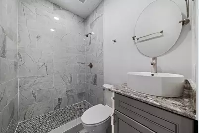 920 Ave L #D, Galveston, TX 77550 - Photo 9