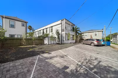 920 Ave L #D, Galveston, TX 77550 - Photo 11