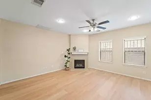 12627 Ashford Shore Dr, Houston, TX 77072 - Photo 7