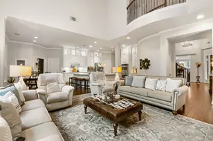 27 Wooded Path Pl, The Woodlands, TX 77382 - Photo 11