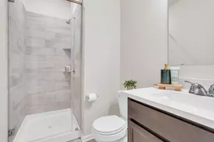 13417 W Summerchase Cir, Willis, TX 77318 - Photo 11