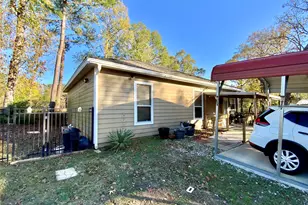 934 N Fm 356, Onalaska, TX 77360 - Photo 7