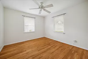 1124 Springrock Ln, Houston, TX 77055 - Photo 9