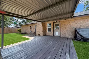 408 Foxmeadow Ln, Cleveland, TX 77327 - Photo 21