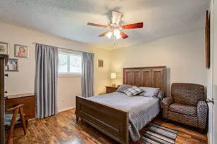 1920 Lazy Creek Ln, Pearland, TX 77581 - Photo 17