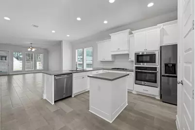 15835 Bird Of Paradise Drive, Conroe, TX 77302 - Photo 11