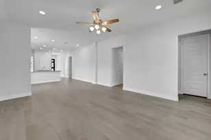 15835 Bird of Paradise Dr, Conroe, TX 77302 - Photo 21