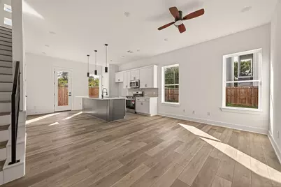 2475 Carmel Street #B, Houston, TX 77091 - Photo 7