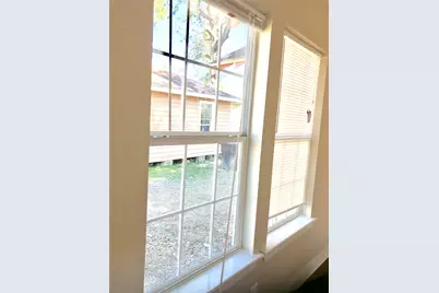 1704 Sam Wilson Street #7, Houston, TX 77020 - Photo 9