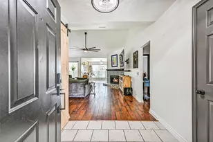 4009 Spring Branch Dr E, Pearland, TX 77584 - Photo 7