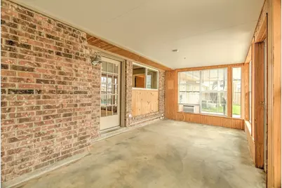 12114 Cherry Point Drive, Mont Belvieu, TX 77535 - Photo 35