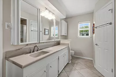 12114 Cherry Point Drive, Mont Belvieu, TX 77535 - Photo 15