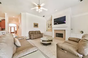 2301 Da Vinci Dr, Pearland, TX 77581 - Photo 7