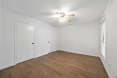 800 Post Oak Boulevard #73, Houston, TX 77056 - Photo 11