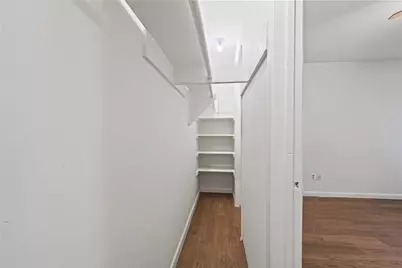 800 Post Oak Boulevard #73, Houston, TX 77056 - Photo 15