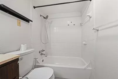 800 Post Oak Boulevard #73, Houston, TX 77056 - Photo 13