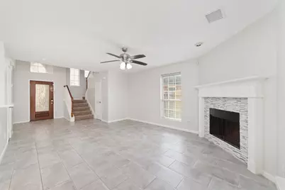 22314 Laguna Trace Court, Richmond, TX 77407 - Photo 9