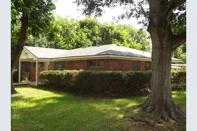 729 S 5th Street, La Porte, TX 77571 - Photo 1