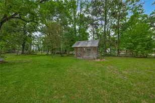 2 Magnolia Ln, Huffman, TX 77336 - Photo 17