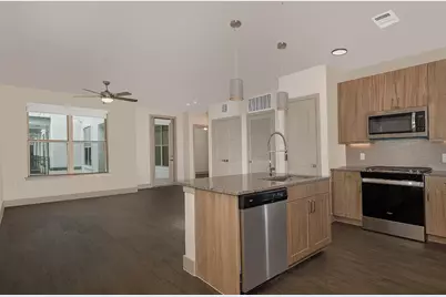 8900 Six Pines Drive #672, The Woodlands, TX 77380 - Photo 3