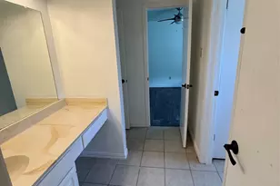 14235 Royal Hill Dr, Houston, TX 77083 - Photo 25