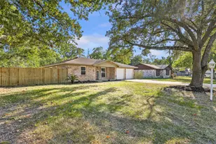 906 Broad Ripple Dr, Huffman, TX 77336 - Photo 3