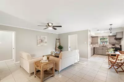 906 Broad Ripple Drive, Huffman, TX 77336 - Photo 9