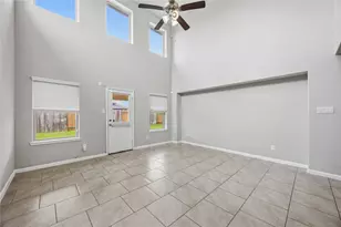 703 Autumn Flats Wy, Rosharon, TX 77583 - Photo 3
