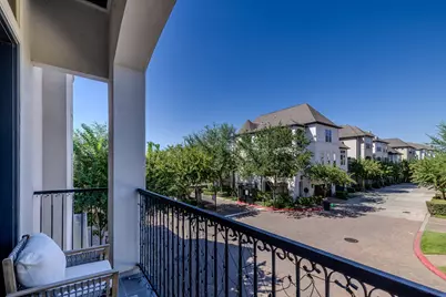 10929 Upland Park, Houston, TX 77043 - Photo 15