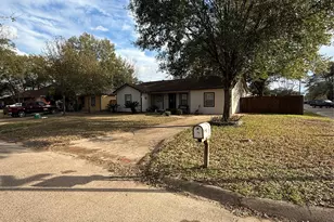 6110 Micollet St, Houston, TX 77016 - Photo 3