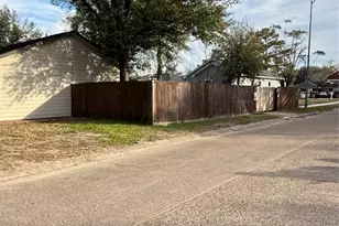 6110 Micollet St, Houston, TX 77016 - Photo 7