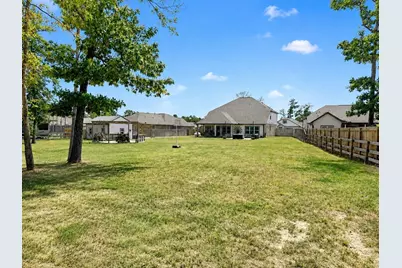 6122 Hazel Lake Drive, Conroe, TX 77303 - Photo 17