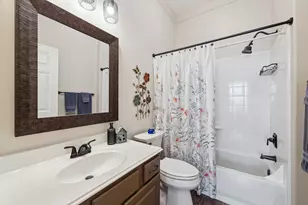 167 E Northcastle Cir, Conroe, TX 77384 - Photo 17