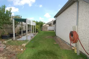 3226 Bellwick Chase Ln, Houston, TX 77365 - Photo 25