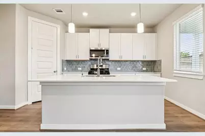 701 Sand Dollar, Kemah, TX 77565 - Photo 1