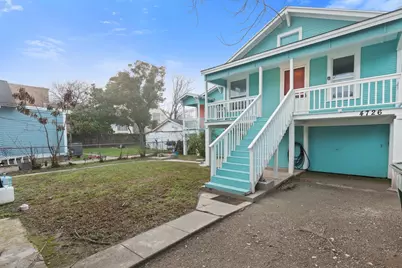 4728 Avenue R 1/2, Galveston, TX 77551 - Photo 41
