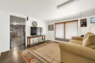 17822 Garland Ave, Boling, TX 77420 - Photo 3