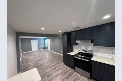 4529 Dewberry Street, Houston, TX 77021 - Photo 3