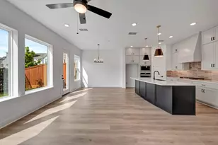 16039 Mason Run Dr, Houston, TX 77079 - Photo 21