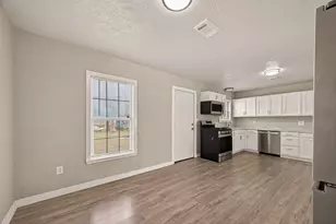 1221 Parkway St, Baytown, TX 77520 - Photo 13