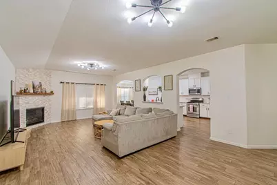 4108 S Meridian Greens Drive, Dickinson, TX 77539 - Photo 17