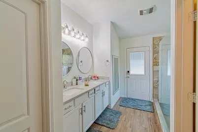 4108 S Meridian Greens Drive, Dickinson, TX 77539 - Photo 9