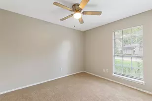 18067 Garden Manor Dr, Houston, TX 77084 - Photo 7