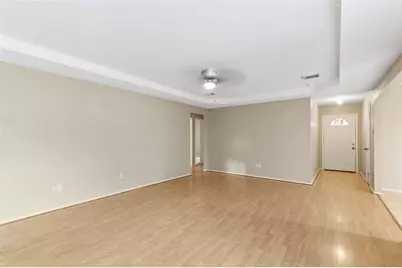 18067 Garden Manor Drive, Houston, TX 77084 - Photo 5